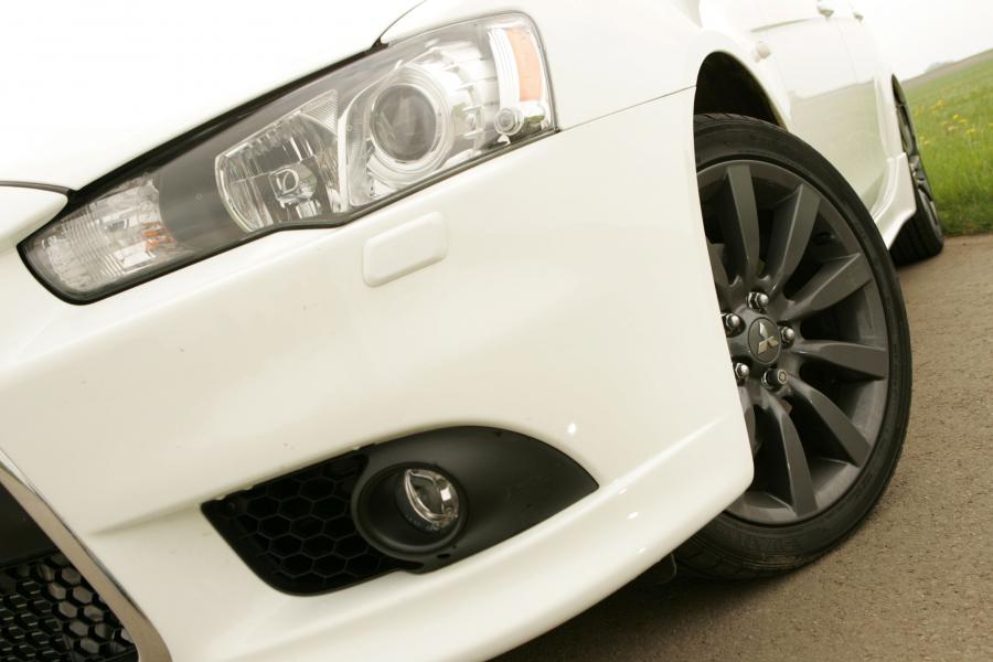  Mitsubishi Lancer Sportback Ralliart 2009 года  (фото 55 из 93)